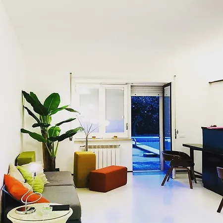 בית נופש The Pool House *